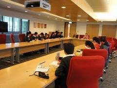 與Professor Anneke Fitzgerald、Dr. Rod Gapp進行課程研習圖片