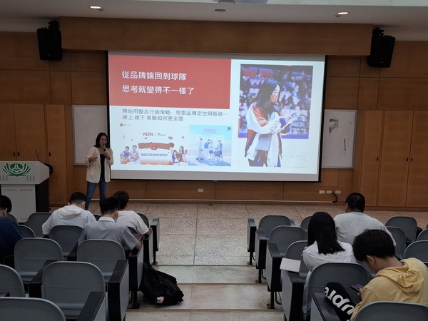 醫務暨健康管理學系職涯專題講座圖片